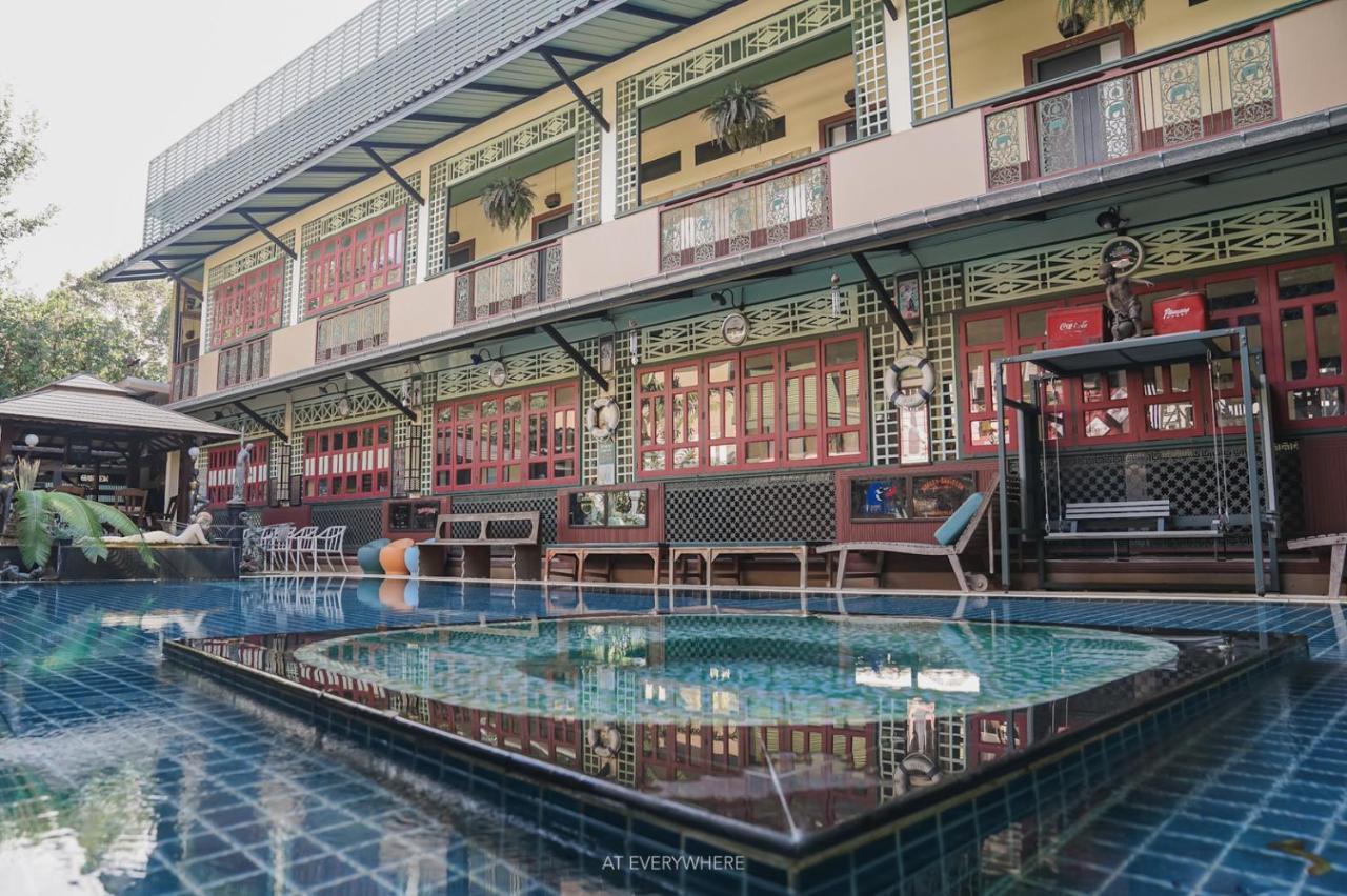 Ban Mai Vintage Hotel Pakcsong Kültér fotó