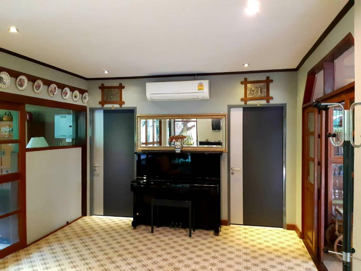 Ban Mai Vintage Hotel Pakcsong Kültér fotó